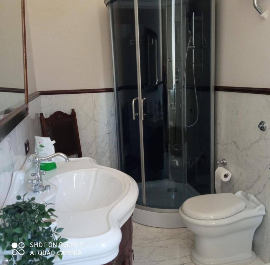 Via Paisiello Apartment Lecce Bagian luar foto