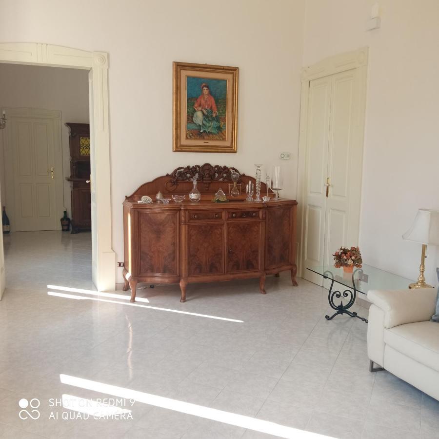 Via Paisiello Apartment Lecce Bagian luar foto